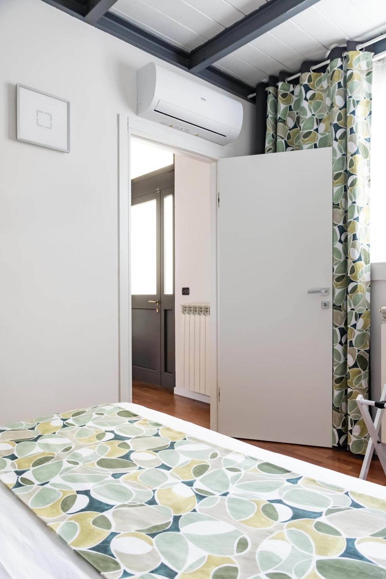 Mini Loft Torre San Vitale Комо Екстериор снимка